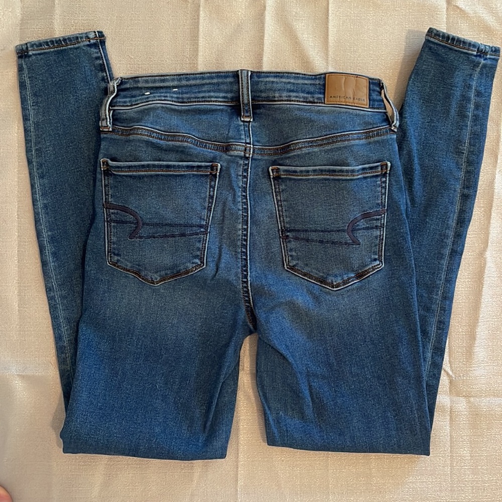 American Eagle Medium Wash High Rise Jeggings Size 4